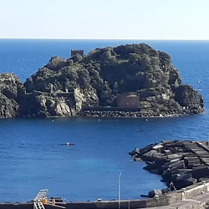 Rosa , Aci Trezza Italie