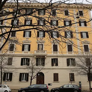 74 Crescenzio House Guest house Rome